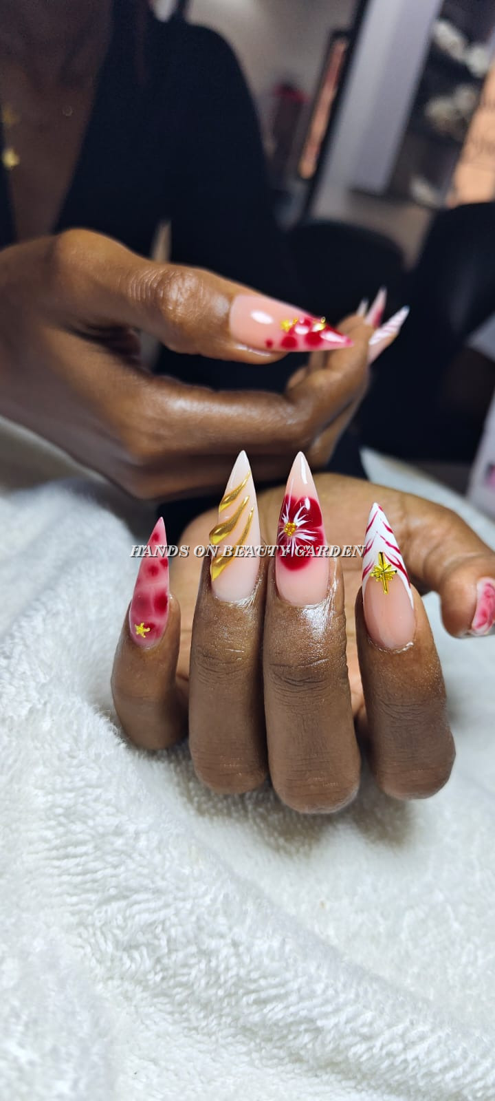 Birthday nails